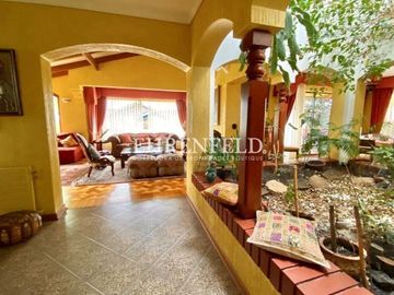 Jardín del Mar. Amplia casa de 600m2 de terreno.