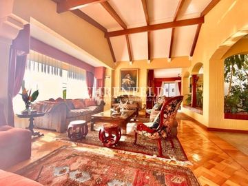 Jardín del Mar. Amplia casa de 600m2 de terreno.