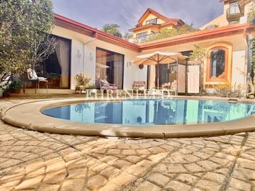 Jardín del Mar. Amplia casa de 600m2 de terreno.