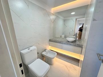 Venta - Departamento de dos dormitorios con cochera y amenities a estrenar en Barrio Martin, Rosario