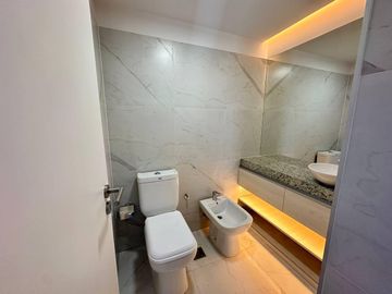 Venta - Departamento de dos dormitorios con cochera y amenities a estrenar en Barrio Martin, Rosario