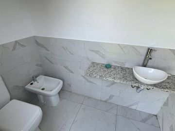 Venta - Departamento de dos dormitorios con cochera y amenities a estrenar en Barrio Martin, Rosario