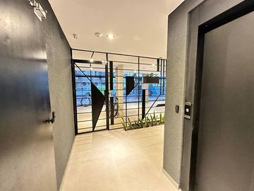 Venta - Departamento de dos dormitorios con cochera y amenities a estrenar en Barrio Martin, Rosario