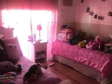 Duplex en Venta - 4 Dormitorios 2 Baños Cochera - 297 mts2 - Hurlingham, Buenos Aires