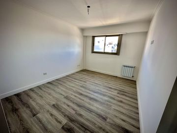 Venta semipiso 2 ambientes con cochera a estrenar Plaza Mitre.