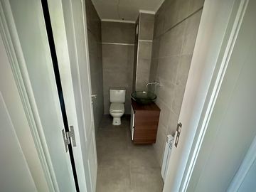 Venta semipiso 2 ambientes con cochera a estrenar Plaza Mitre.