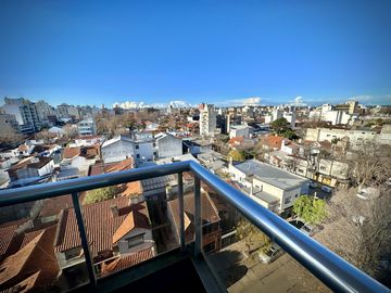 Venta semipiso 2 ambientes con cochera a estrenar Plaza Mitre.