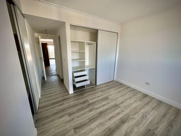 Venta semipiso 2 ambientes con cochera a estrenar Plaza Mitre.
