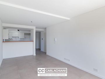 Mendoza y Ov. Lagos - Semipiso - Financiación - Balcón terraza
