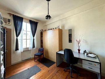 Lavalle 357