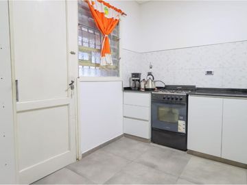 Munro - Excelente PH  3 amb con Jardín y Terraza propios a mts de Av.!