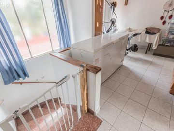 Dos PH sobre lote propio- se acepta canje y posibilidad de subdividir- Florida Oeste