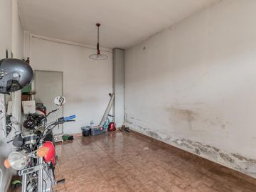 Dos PH sobre lote propio- se acepta canje y posibilidad de subdividir- Florida Oeste
