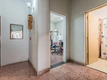 Dos PH sobre lote propio- se acepta canje y posibilidad de subdividir- Florida Oeste