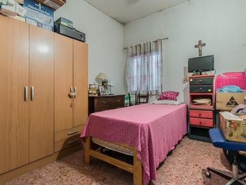 Dos PH sobre lote propio- se acepta canje y posibilidad de subdividir- Florida Oeste