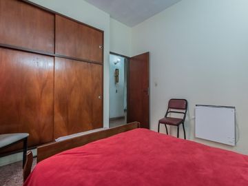 Dos PH sobre lote propio- se acepta canje y posibilidad de subdividir- Florida Oeste