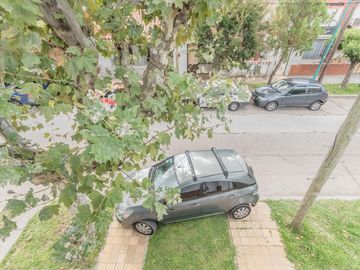 Dos PH sobre lote propio- se acepta canje y posibilidad de subdividir- Florida Oeste