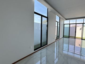 Hermosa y moderna casa en Parques Vallarta