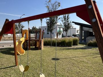Hermosa y moderna casa en Parques Vallarta