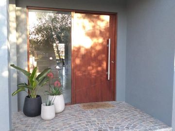 Excelente casa  en venta a la laguna en Canton Islas, Escobar