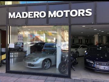 Venta Local Comercial 220 m2 - 2 Cocheras - Apto Gastronómico - Puerto Madero