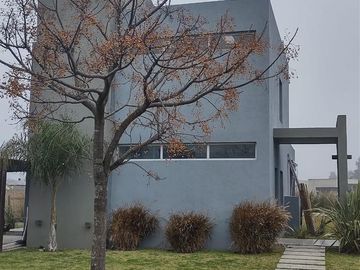 CASA VENTA CANNING BARRIO LA HORQUETA DE ECHEVERRIA