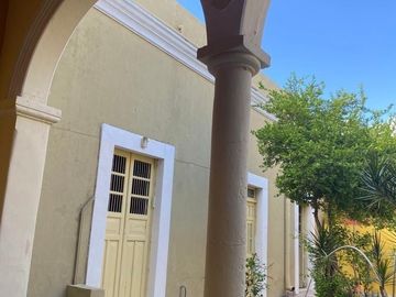 VENTA DE CASA EN EL CENTRO.