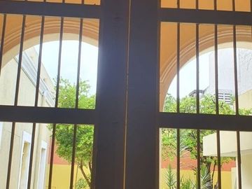 VENTA DE CASA EN EL CENTRO.