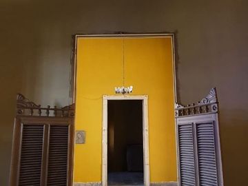 VENTA DE CASA EN EL CENTRO.