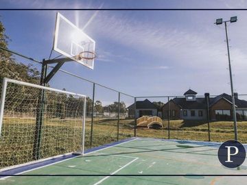 Terreno de 600 m2 en Casonas del Haras