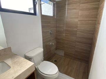 CASA EN VENTA MERIDA 1 PISO 1 RECAMARAS EN PRIVADA CAMPOCIELO YUCATAN