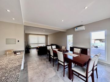 Casa en  Venta 4 Dormitorios