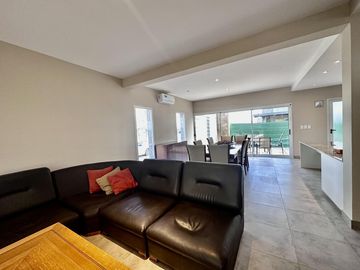 Casa en  Venta 4 Dormitorios