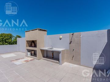 Venta Departamento en Echesortu Rosario. 2 dormitorios con balcón y terraza