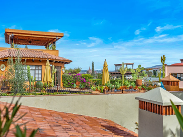 Casa en Venta cerca de Centro en San Miguel – Diseño colonial y Amueblada