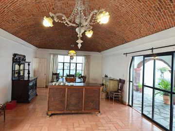 Casa en venta en San Miguel – Entre Centro y San Antonio, con gran potencial