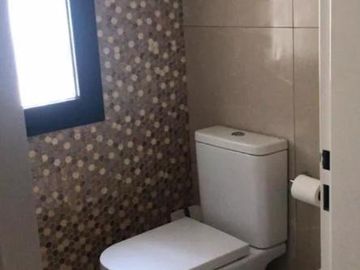 Casa en Venta - 4 Dormitorios 4 Baños - 800 mts2 - Ezeiza, Buenos Aires