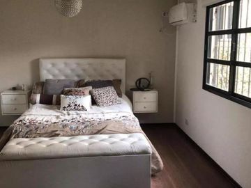 Casa en Venta - 4 Dormitorios 4 Baños - 800 mts2 - Ezeiza, Buenos Aires