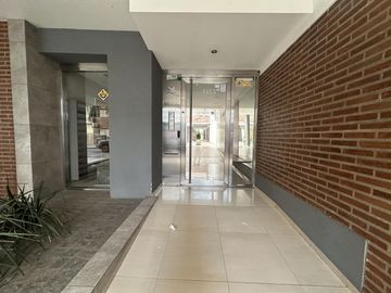 Venta monoambiente con balcón . Zona Centro, Rosario