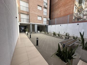 Venta monoambiente con balcón . Zona Centro, Rosario