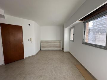 Venta monoambiente con balcón . Zona Centro, Rosario