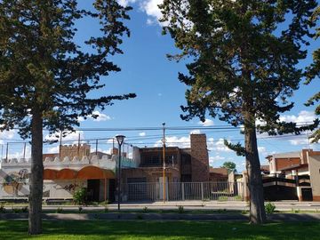 Oficinas en venta, Ingeniero Huergo, Rio Negro