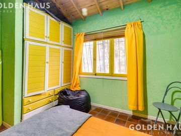 Casa en  Barrio Santa Amelia - Doble lote