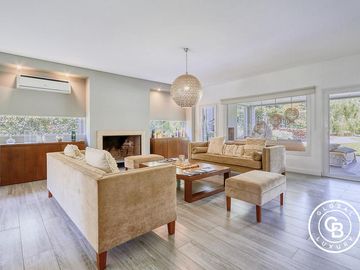 Casa en venta en San Jorge Village Country Club - Impecable