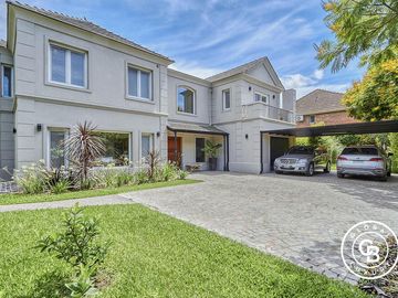 Casa en venta en San Jorge Village Country Club - Impecable