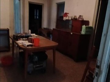 Casa se vende a refaccionar o demoler en Santa Fe