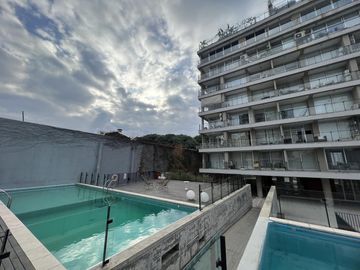 Venta departamento con terraza, parrilla y jacuzzi propio. 1 suites. 2 Cocheras. Amenities. Palermo