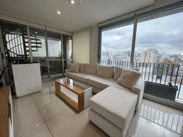 Venta departamento con terraza, parrilla y jacuzzi propio. 1 suites. 2 Cocheras. Amenities. Palermo