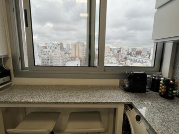 Venta departamento con terraza, parrilla y jacuzzi propio. 1 suites. 2 Cocheras. Amenities. Palermo