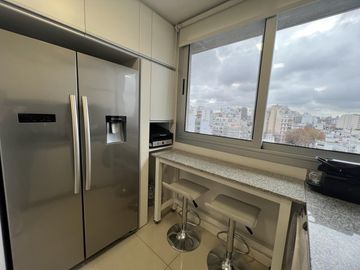 Venta departamento con terraza, parrilla y jacuzzi propio. 1 suites. 2 Cocheras. Amenities. Palermo